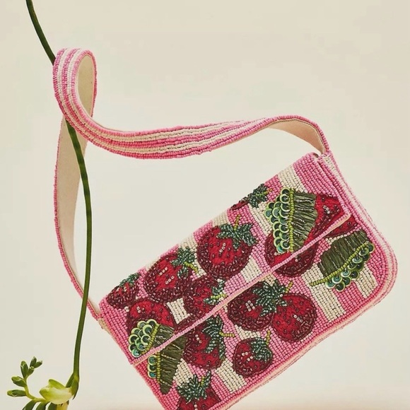 Anthropologie The Fiona Beaded Bag Food & Drink Edition Strawberry Craze - NWT - Picture 1 of 8